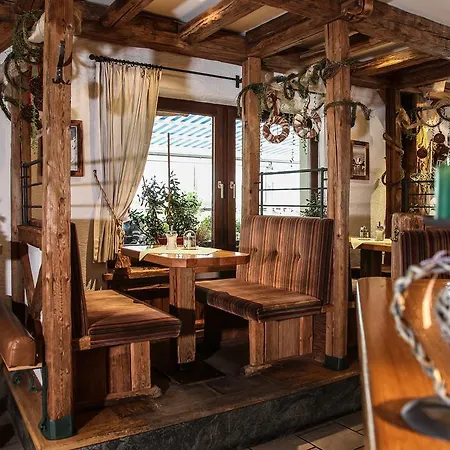 Heiners Guest house 3*