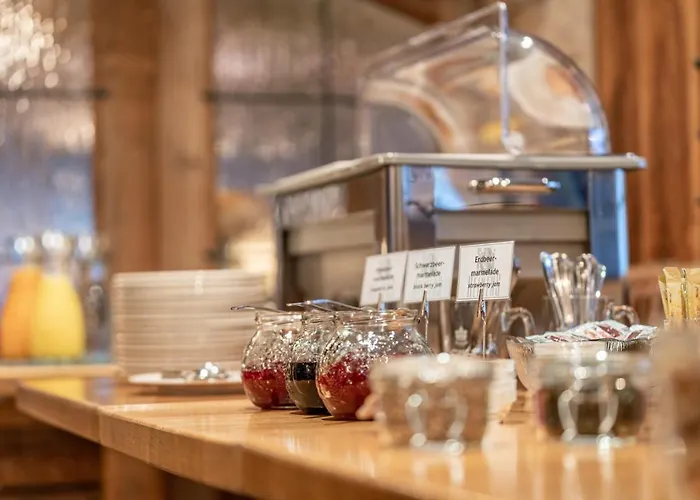 Heiners 招待所 3*